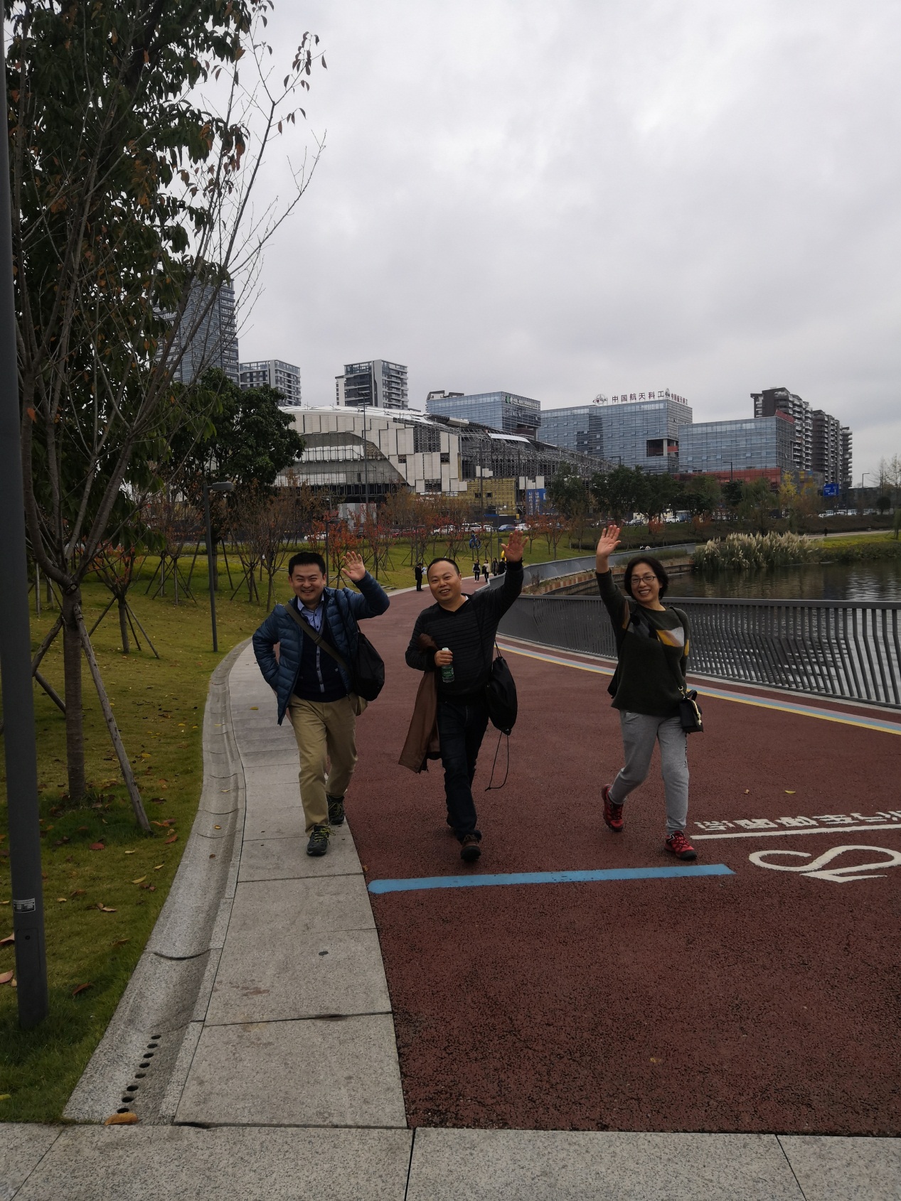 抵達終點.jpg 抵達終點.jpg