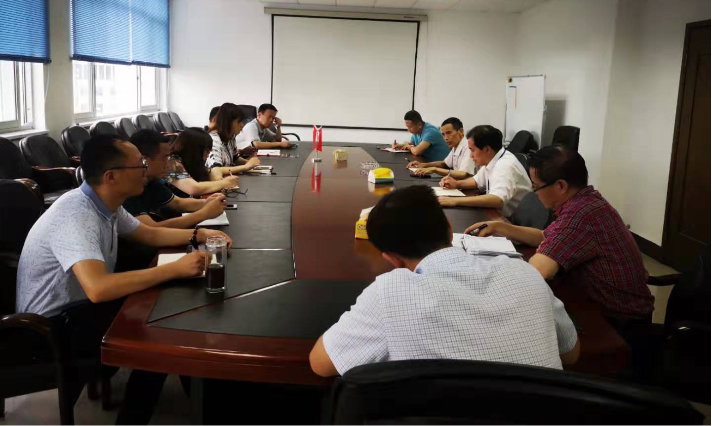 制革毛皮廠設計規(guī)范修訂啟動會.jpg 制革毛皮廠設計規(guī)范修訂啟動會.jpg